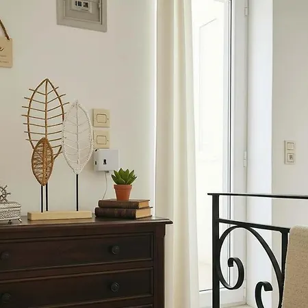בית נופש Picturesque Paros White House With Balcony Views