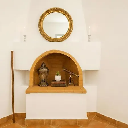 Picturesque Paros White House With Balcony Views * Lefkes (Paros)