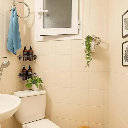 Picturesque Paros White House With Balcony Views Сasa de vacaciones Lefkes (Paros)